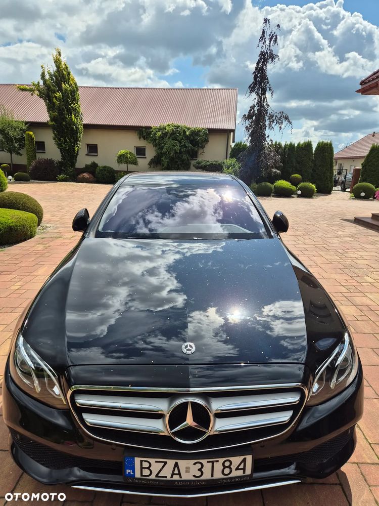 Mercedes-Benz Klasa E 220 d 4-Matic 9G-TRONIC - 3