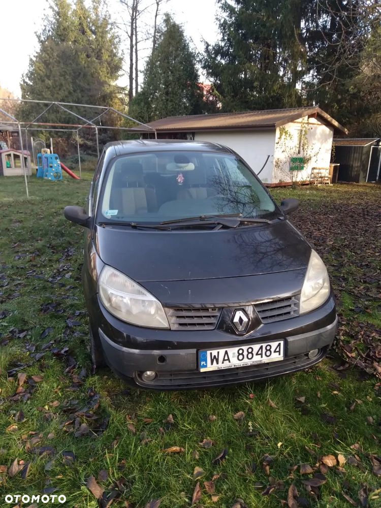Renault Scenic - 1