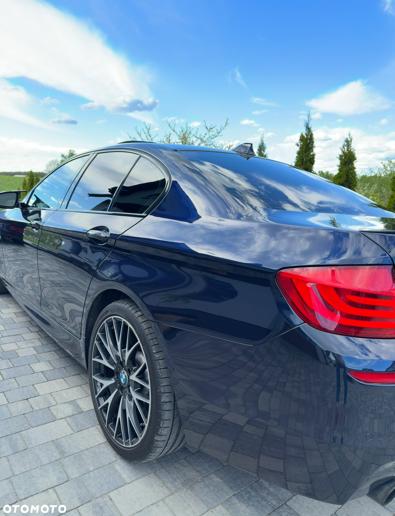 BMW Seria 5 535i xDrive - 7
