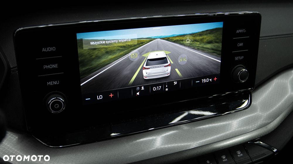 Skoda Octavia 2.0 TDI Ambition DSG - 24