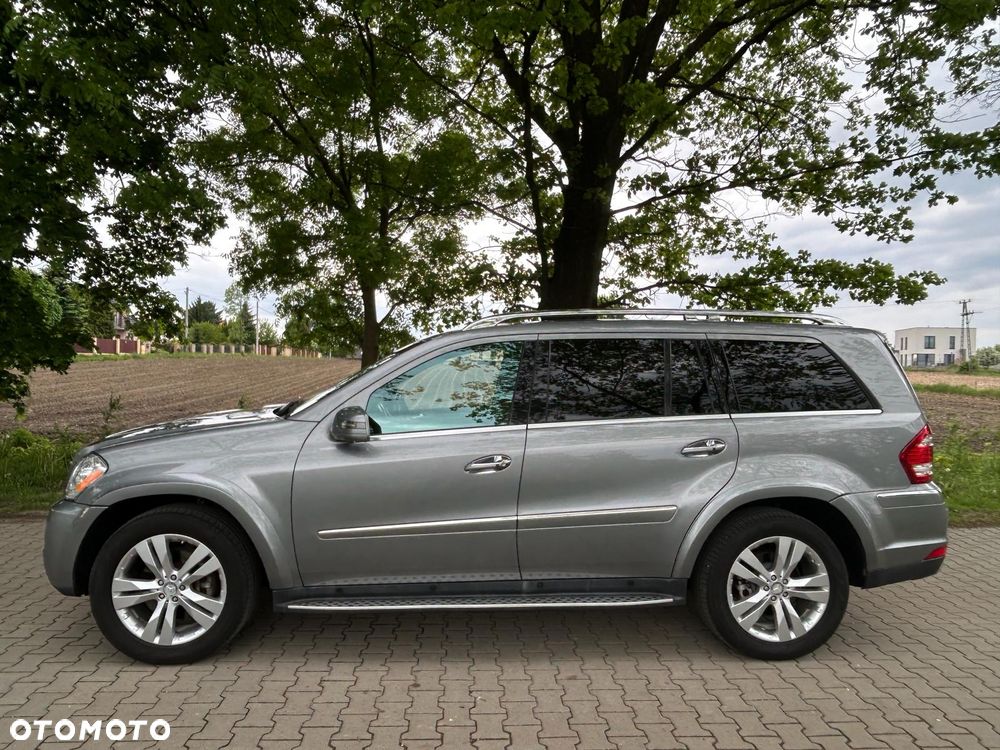 Mercedes-Benz GL - 38