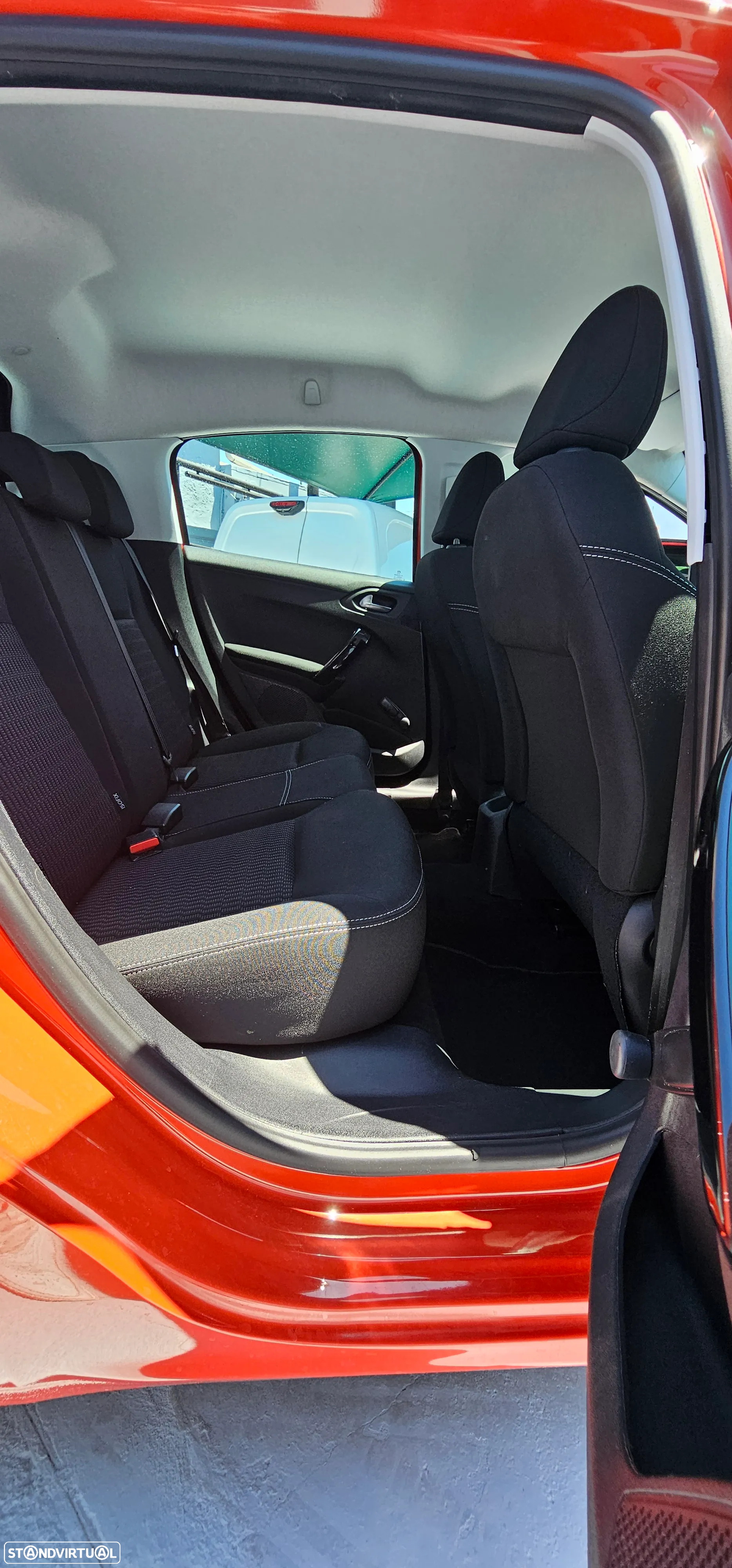 Peugeot 208 1.6 BlueHDi Active - 11