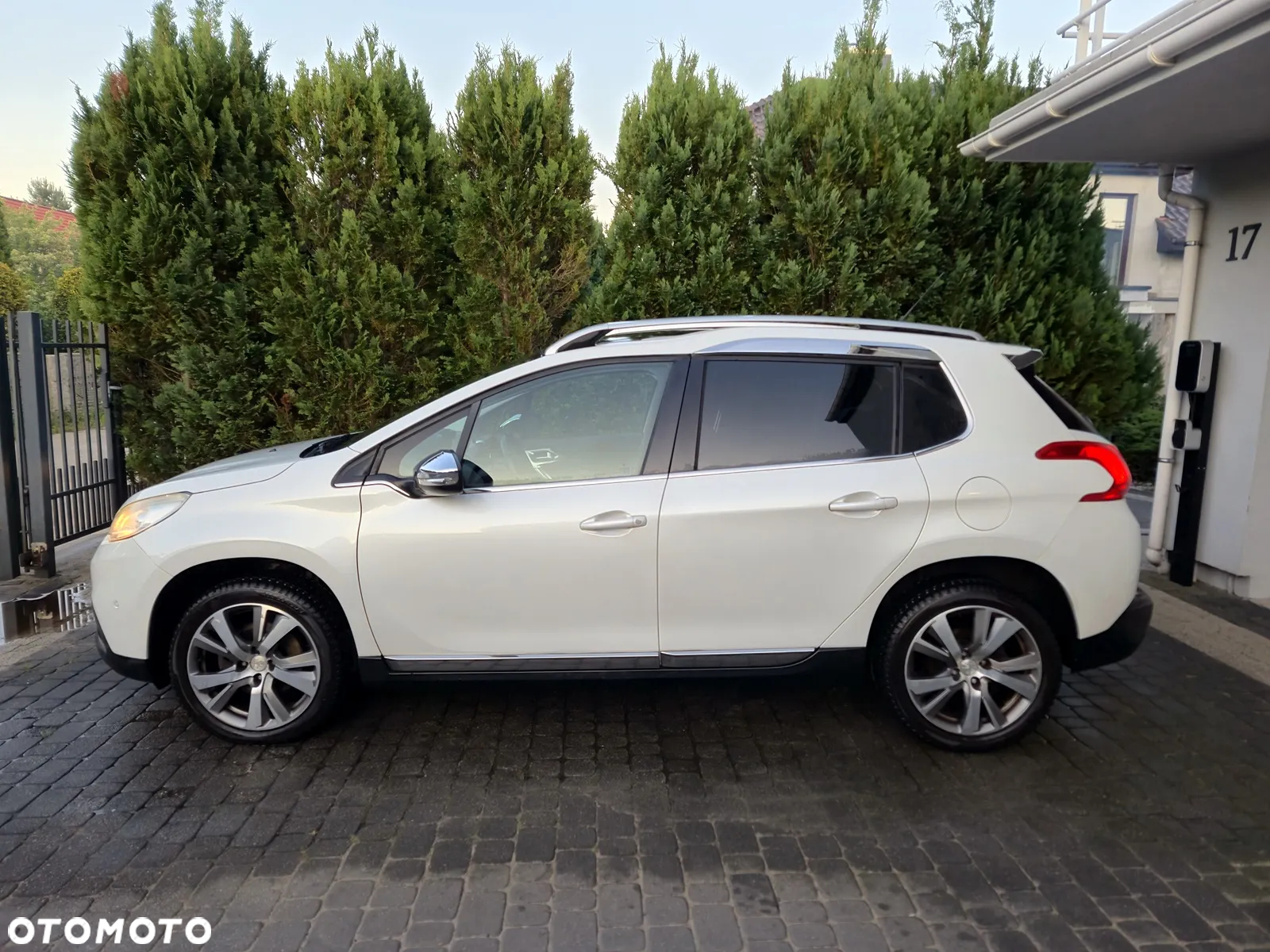 Peugeot 2008 120 VTI Allure - 3
