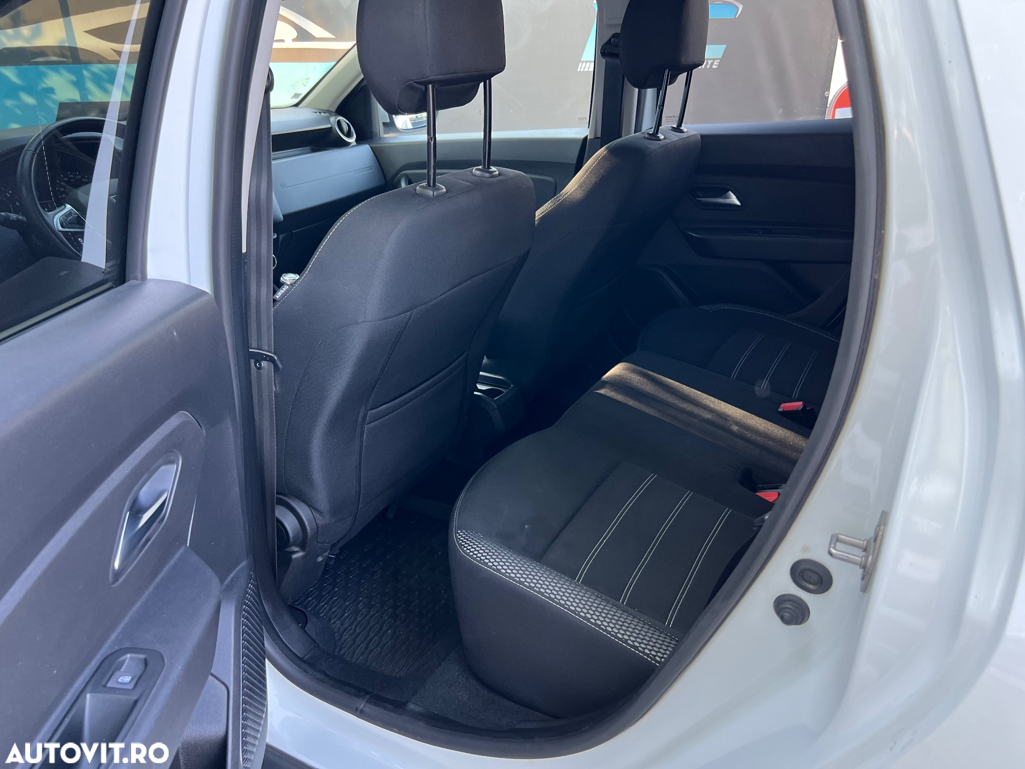 Dacia Duster 1.5 Blue dCi Prestige - 14