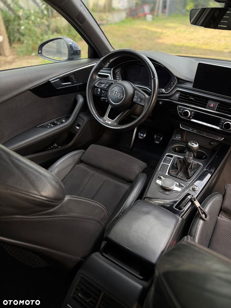 Audi A4 Avant 2.0 TDI - 19