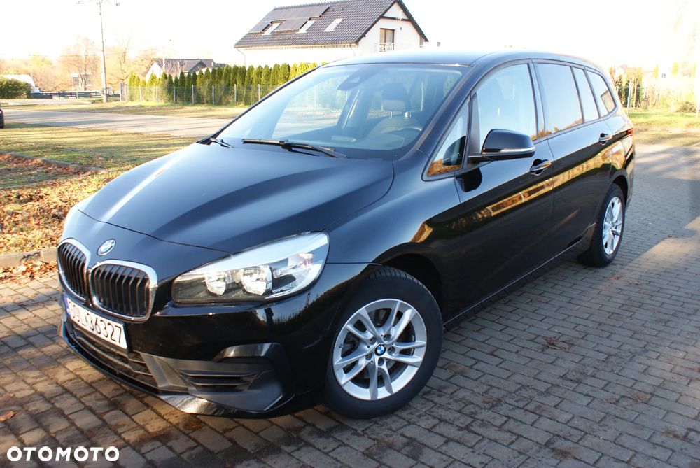 BMW Seria 2 218i Advantage