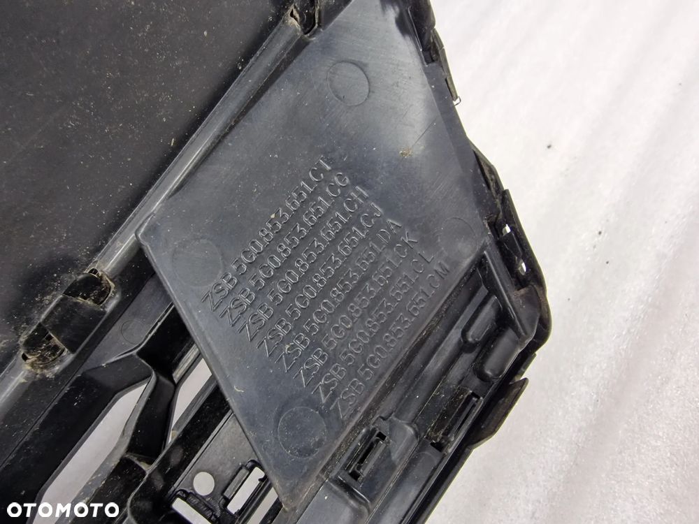 VW GOLF VII 7 LIFT GTI / R-LINE 16- ATRAPA / GRILL PRZEDNI PRZÓD , NR 5G0853653S , NR AUKCJI GR214 - 28