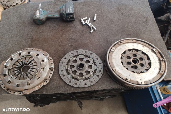 Kit ambreiaj 21217567842 21217560876HU BMW Seria 3 E90 [2004 - 2010] - 1