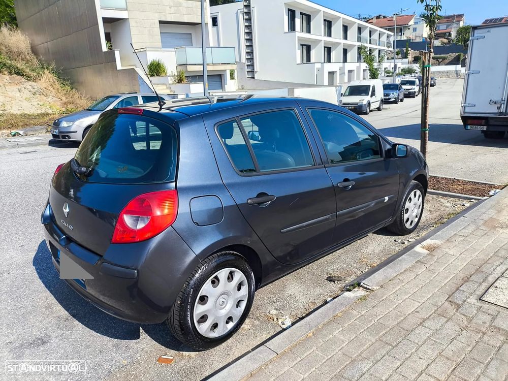 Renault Clio 1.5 dCi Pack - 4