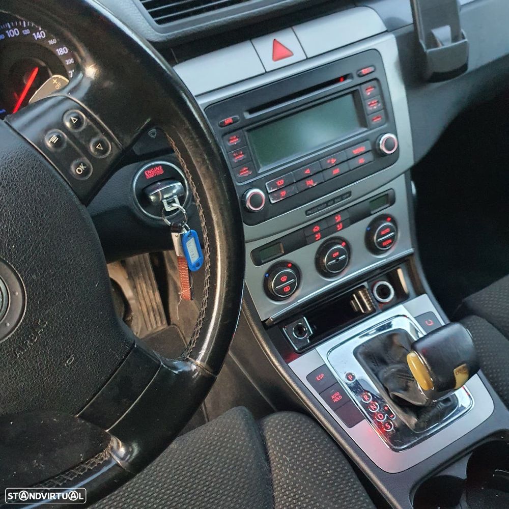 VW Passat 2.0 TDI Confortline DSG - 5