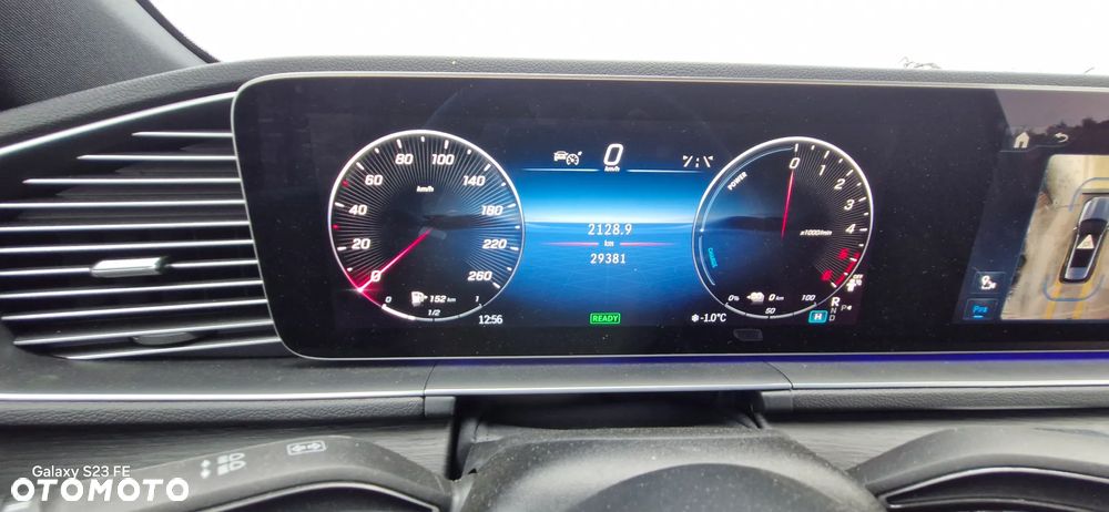 Mercedes-Benz GLE - 23