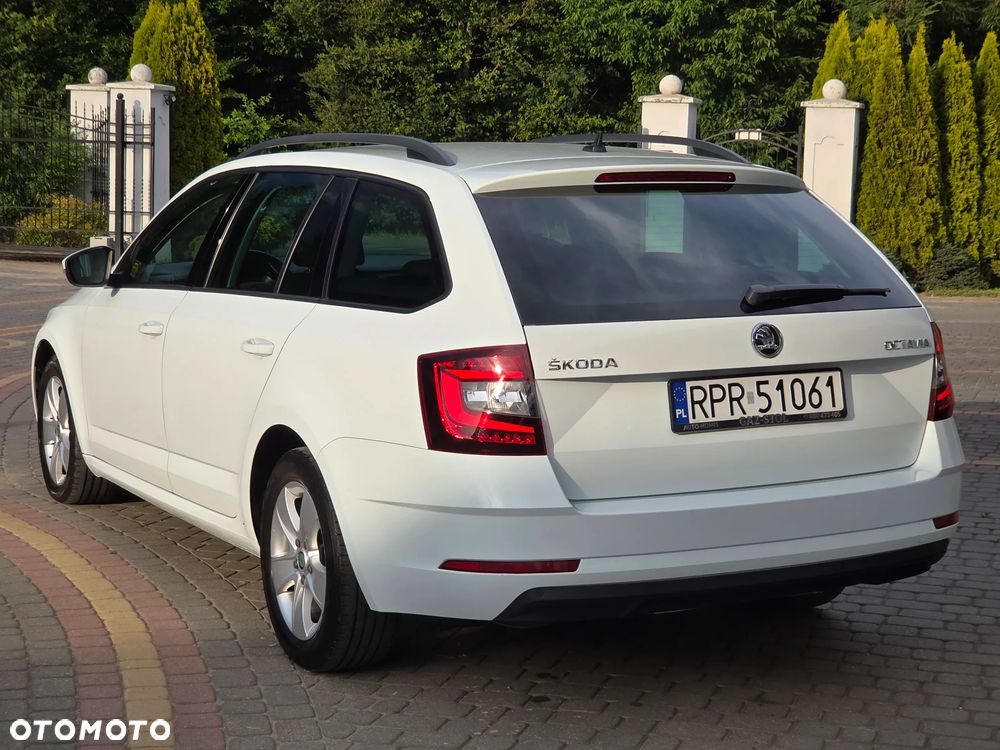 Skoda Octavia 2.0 TDI Style DSG - 14