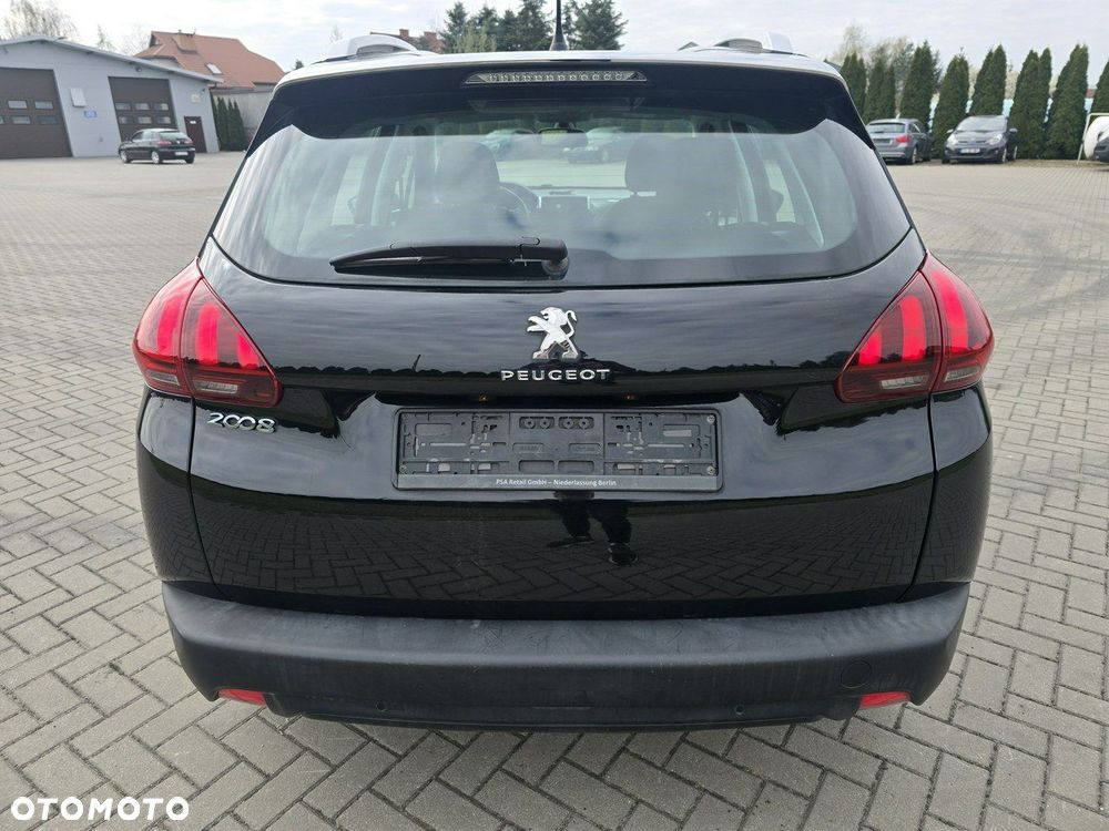 Peugeot 2008 - 9