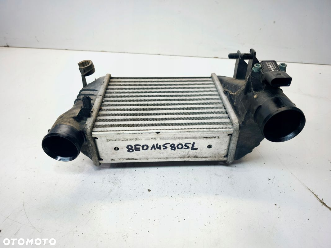 CHŁODNICA POWIETRZA INTERCOOLER LEWY AUDI A4 B6 1.8T TURBO 8E0145805L - 7