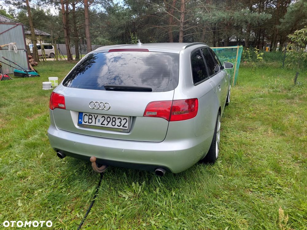 Audi A6 Avant 2.4 quattro - 4