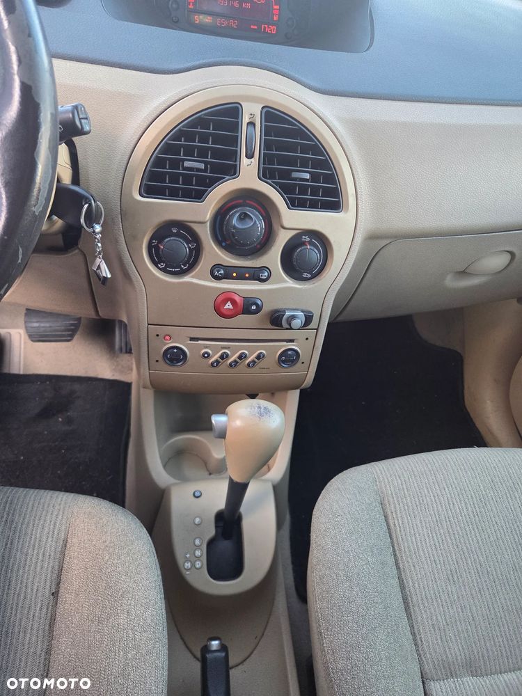 Renault Modus - 28