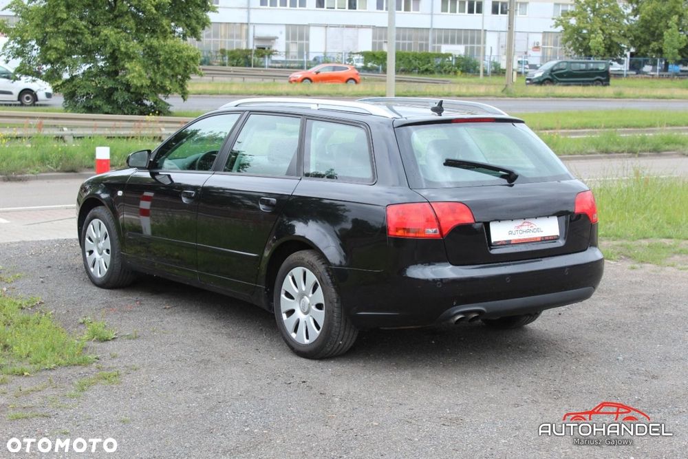 Audi A4 Avant - 4