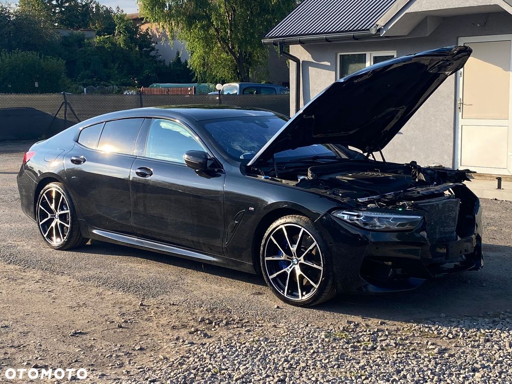 BMW Seria 8 840i xDrive - 3