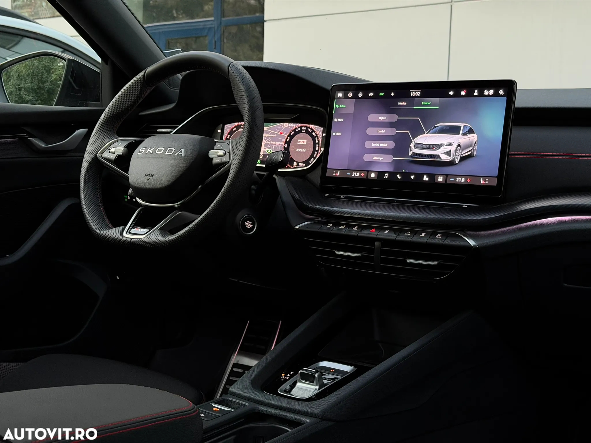 Skoda Octavia Combi 2.0 TSI 265 CP DSG RS - 18