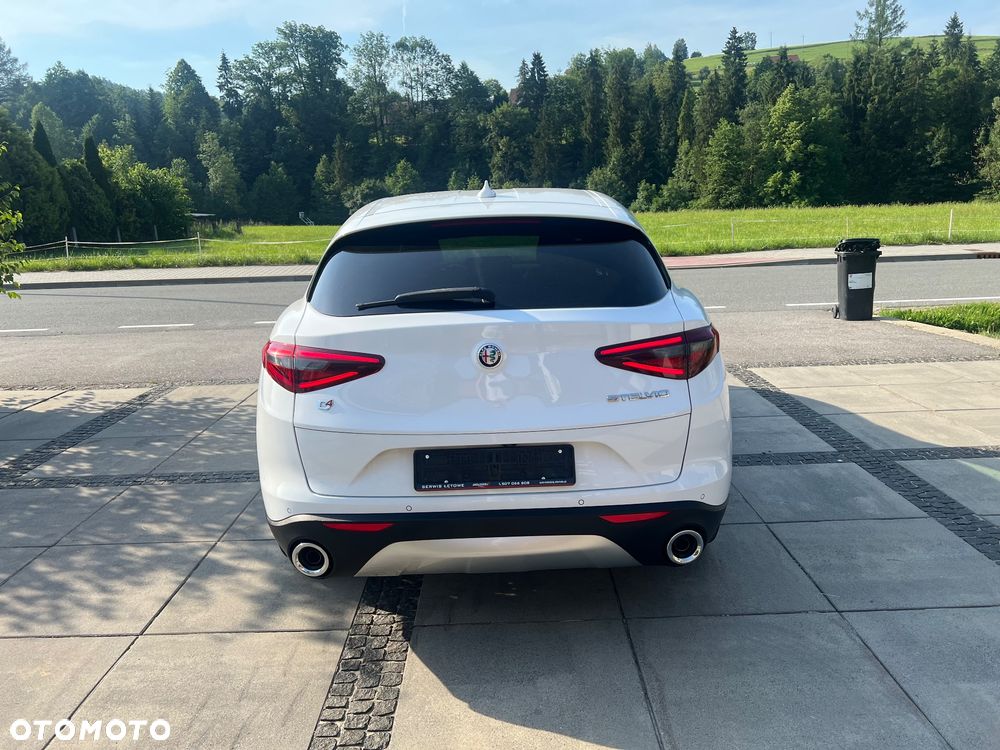 Alfa Romeo Stelvio 2.2 16V AT8 Q4 B-Tech - 7