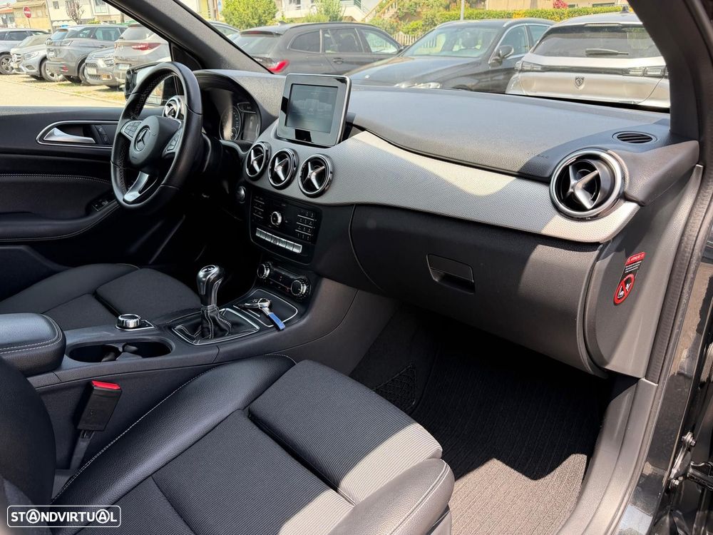 Mercedes-Benz B 180 d Urban - 16