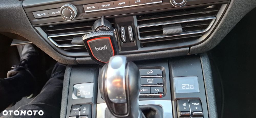 Porsche Macan Standard - 16