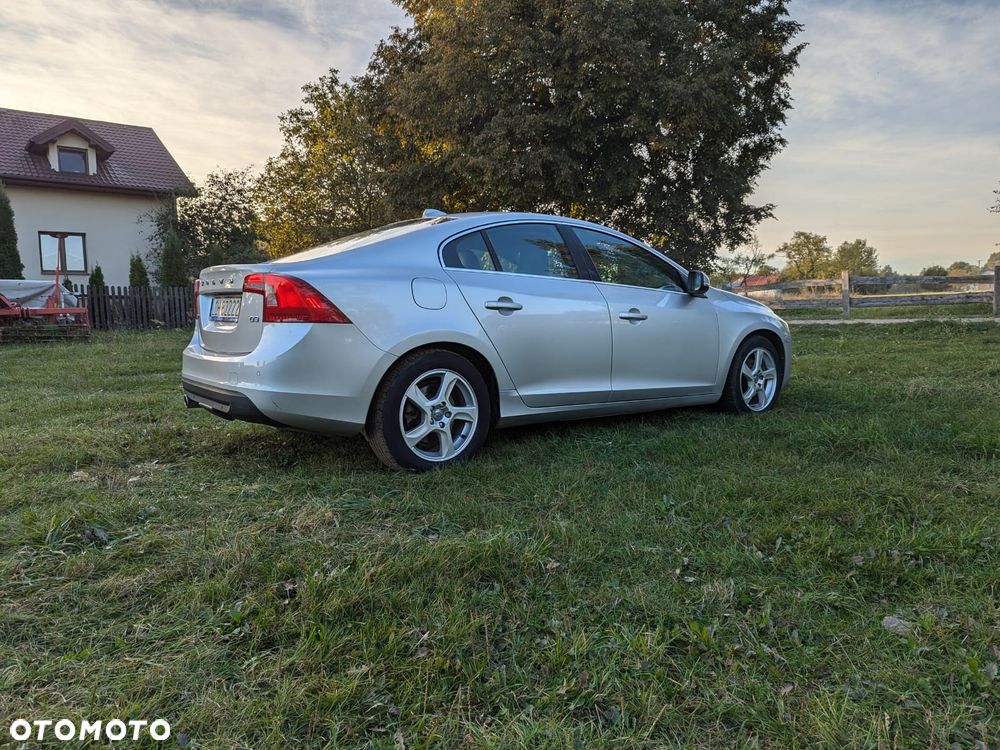 Volvo S60 D3 - 4