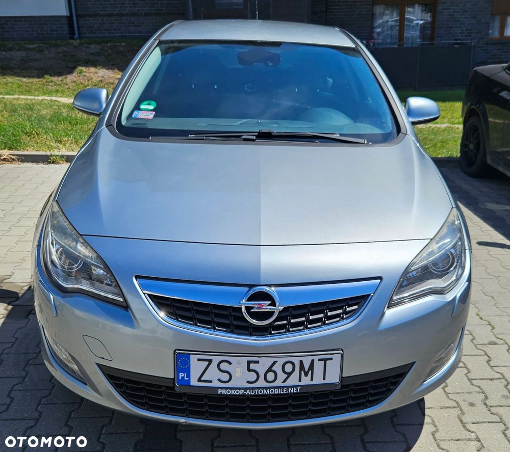 Opel Astra 1.4 T Edition 150 - 1