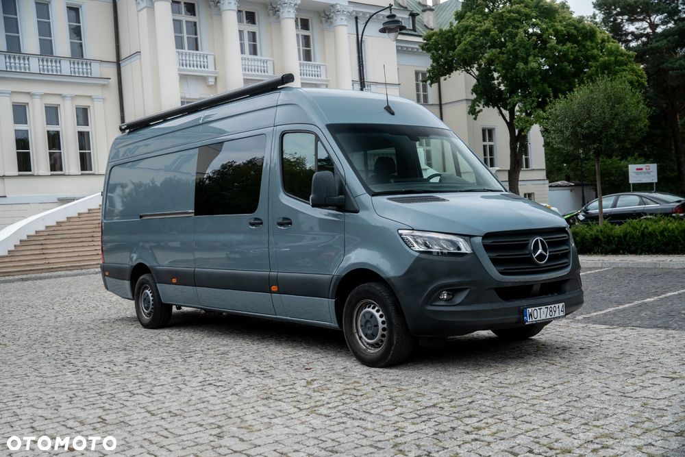 Mercedes-Benz Sprinter 319 - 1