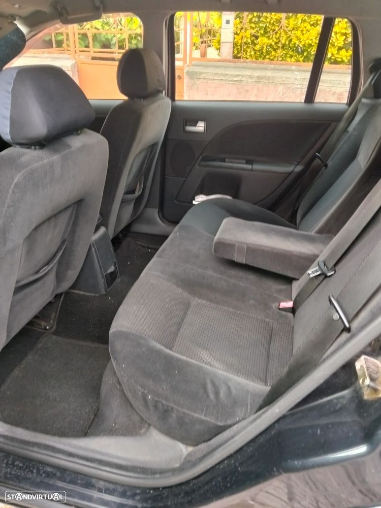 Ford Mondeo SW 2.0 TDCi Ghia - 6