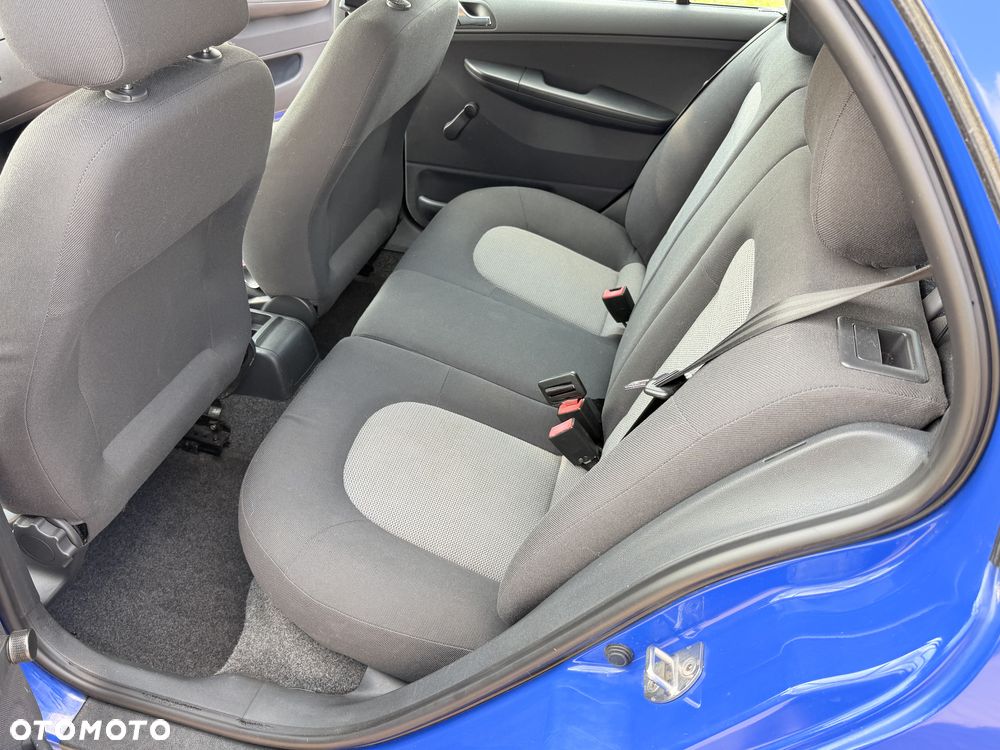 Skoda Fabia 1.2 HTP Basis - 12