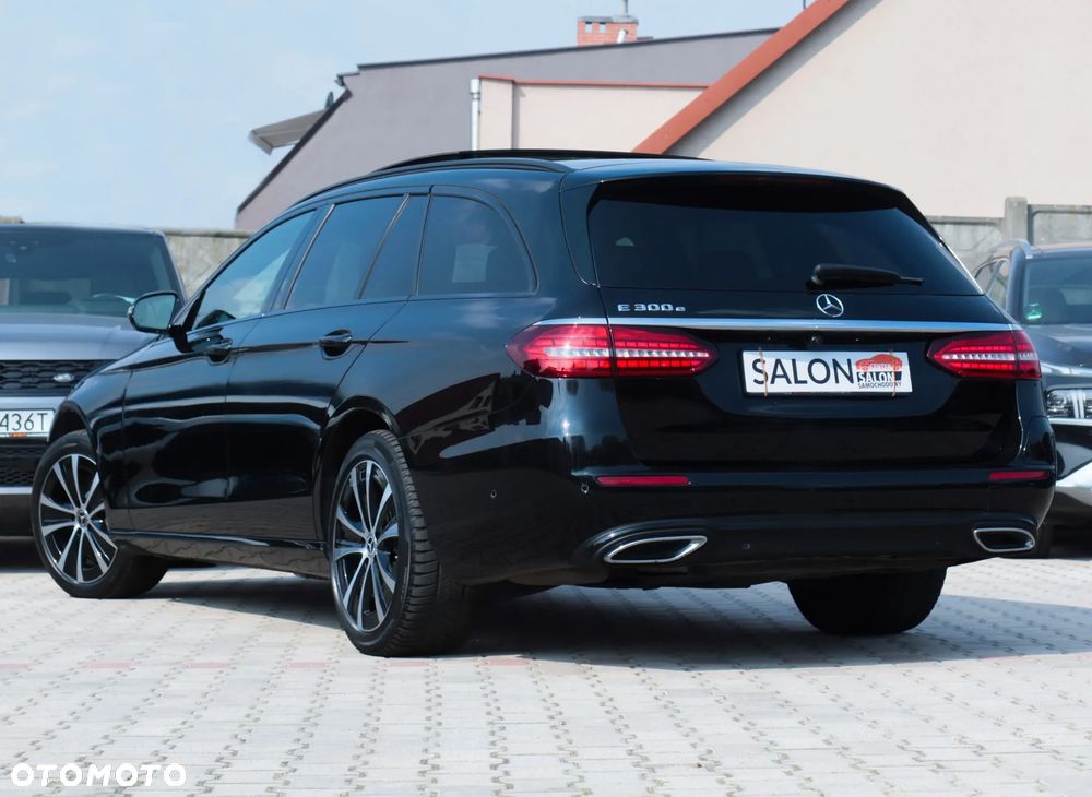 Mercedes-Benz Klasa E 300 9G-TRONIC Night Edition - 34