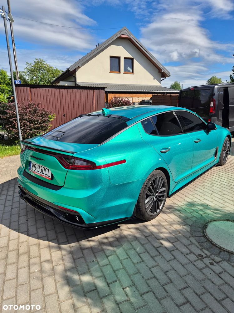 Kia Stinger 2.0 T-GDI XL - 9