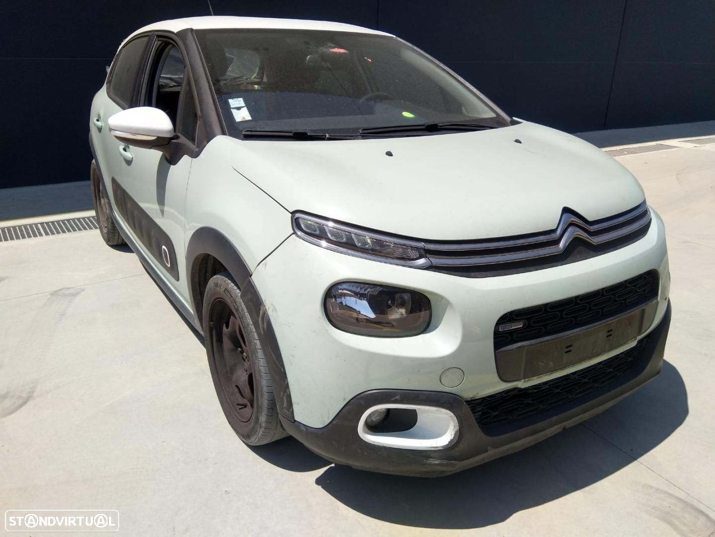 Citroen C3 III 1.2 VTi 82cv - 2017 - Para Peças - 3