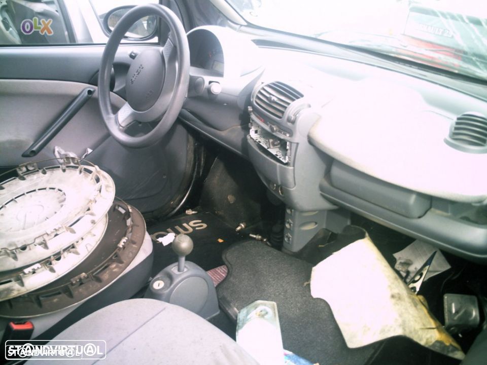 Smart fortwo de 2003 a gasolina para peças - 3