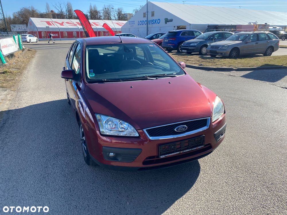 Ford Focus 1.6 16V Ghia - 6