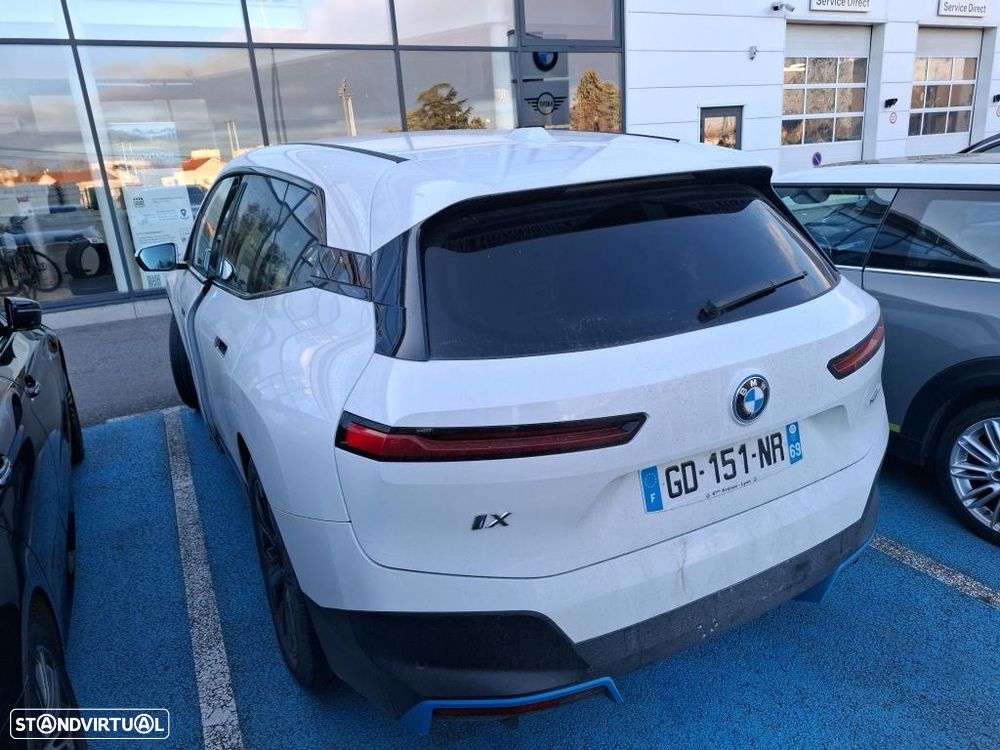 BMW iX xDrive50 - 3