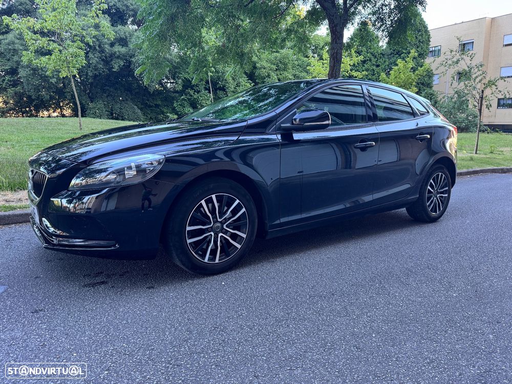 Volvo V40 - 1