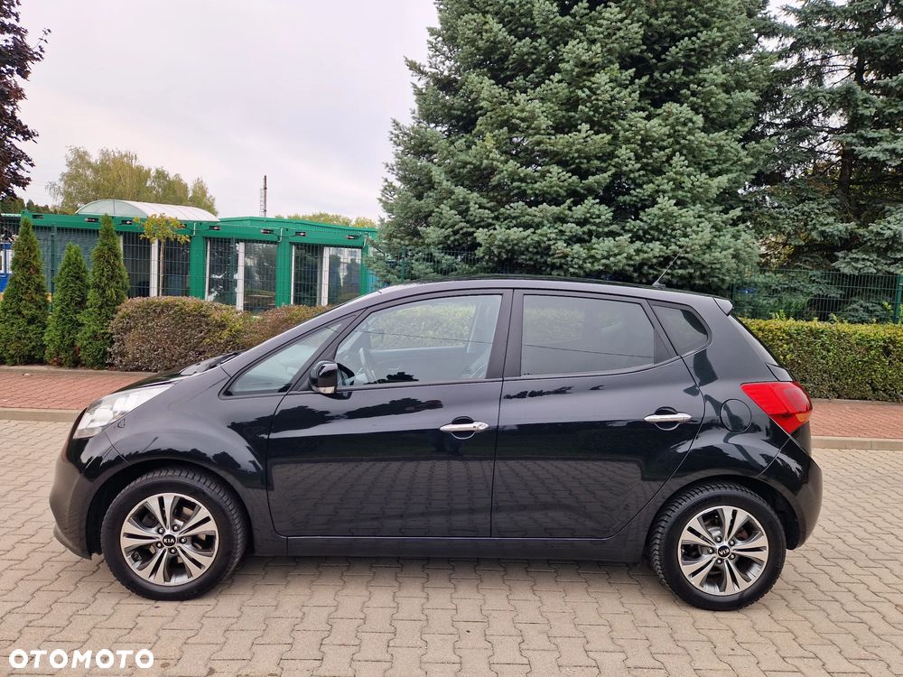 Kia Venga - 11