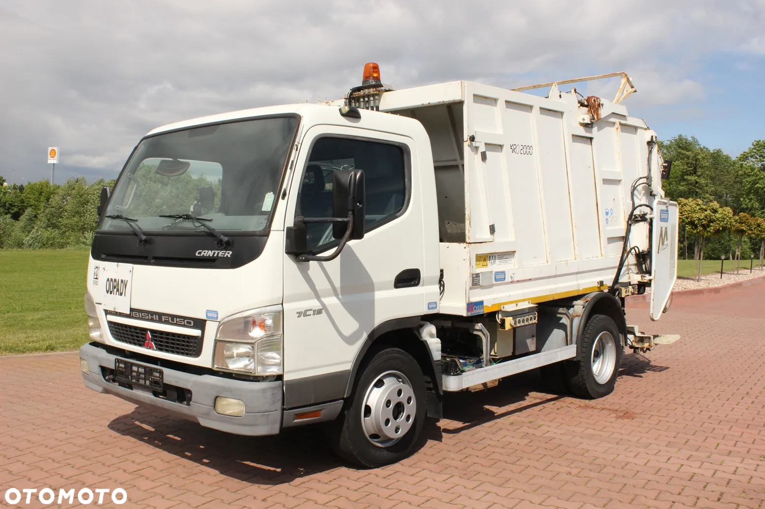Mitsubishi CANTER 7C15 - 2