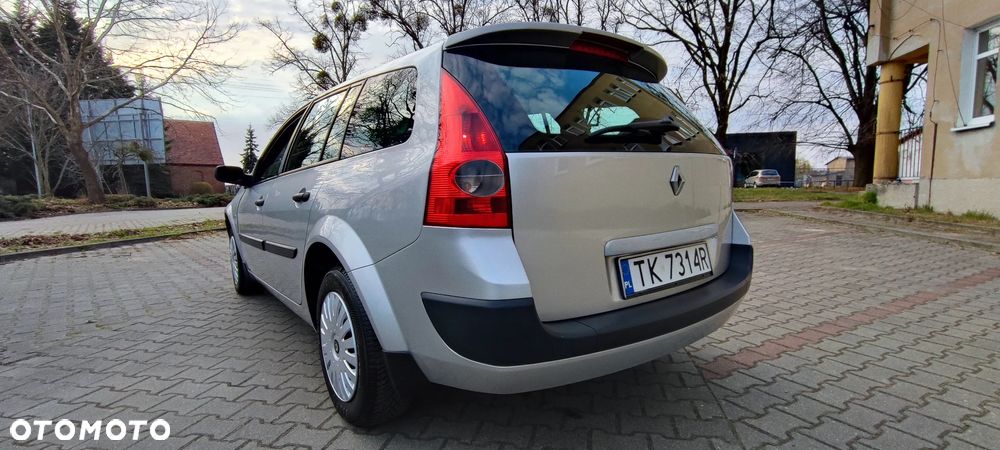 Renault Megane 1.6 16V Luxe Expression - 7