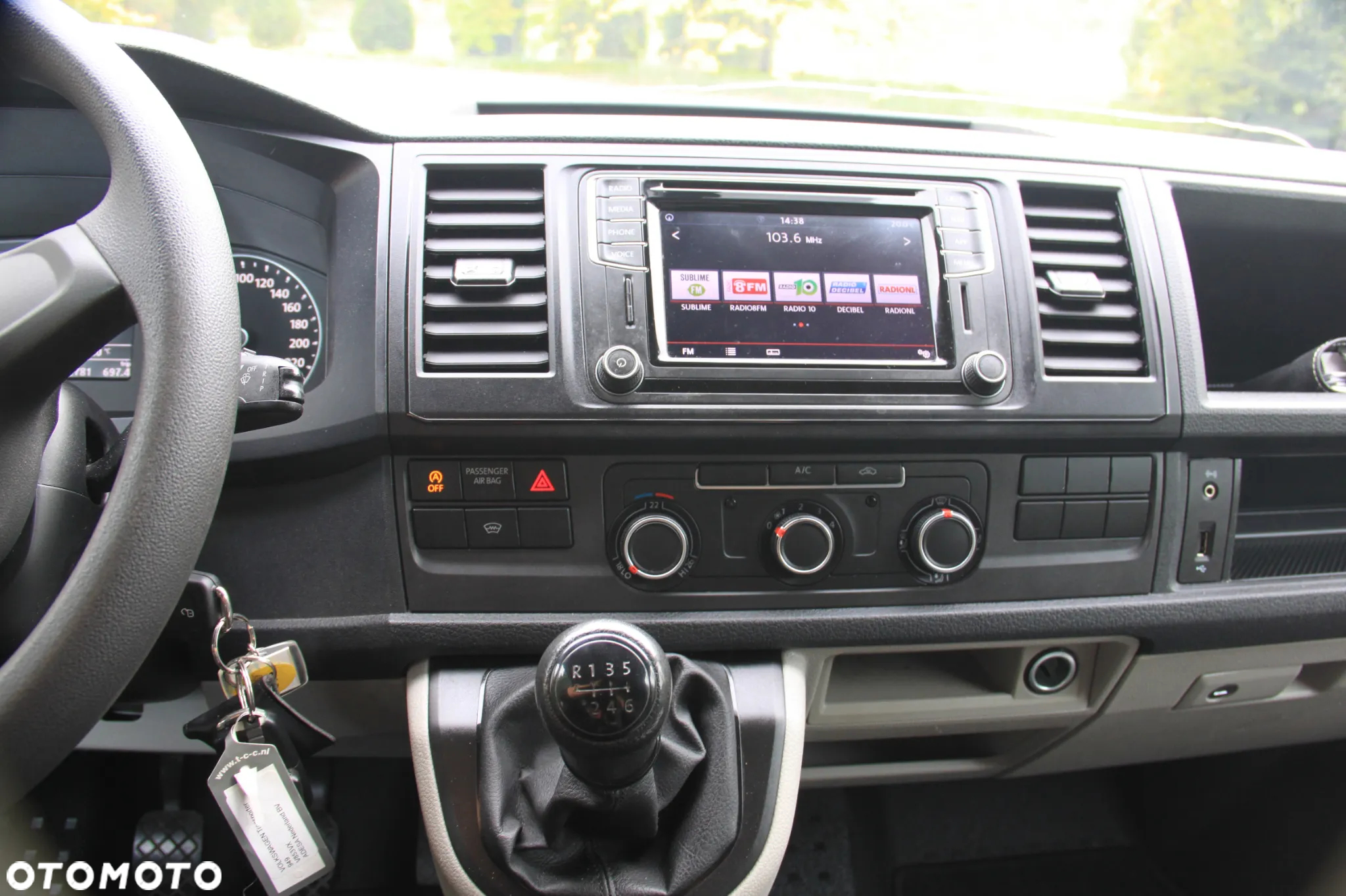 Volkswagen Transporter T6 - 15