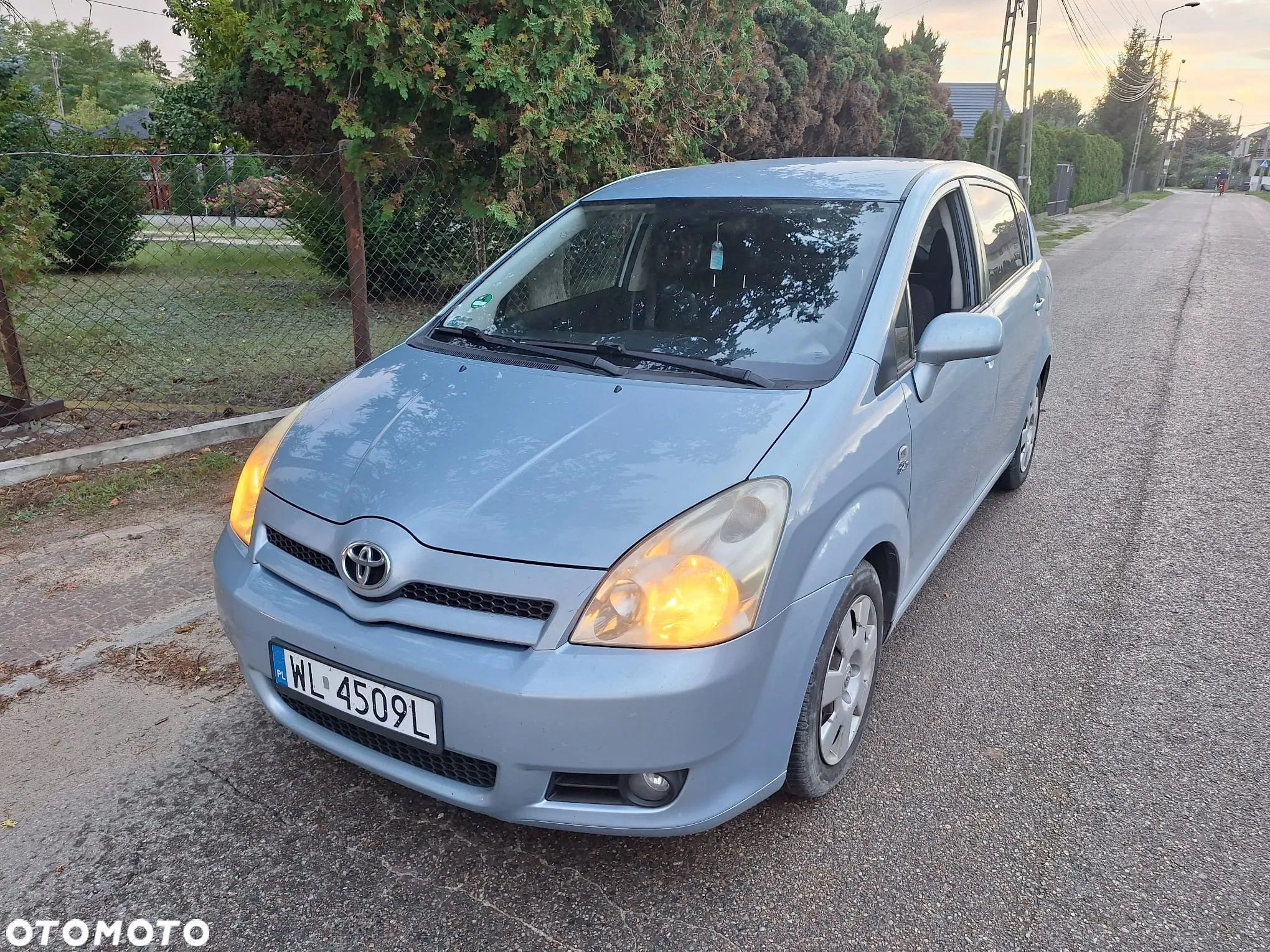 Toyota Corolla Verso 2.0 D-4D Luna - 1
