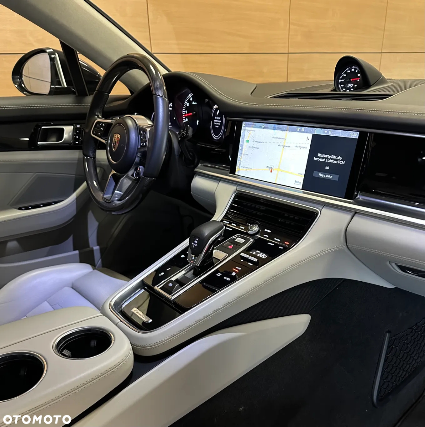 Porsche Panamera Turbo Sport Turismo - 10