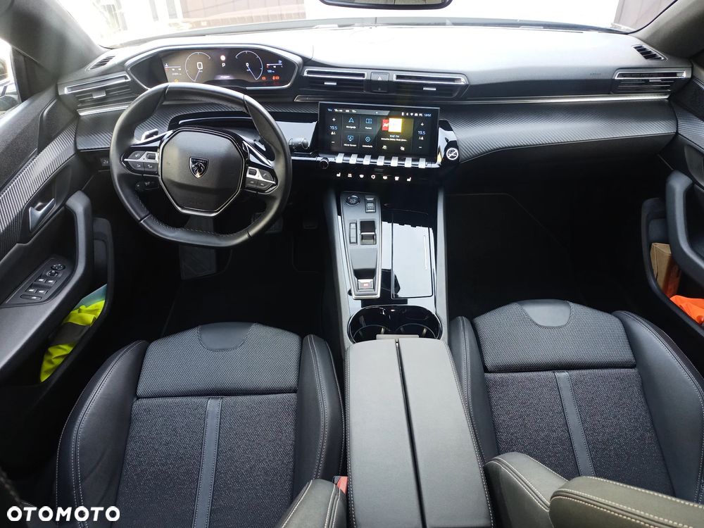 Peugeot 508 SW PureTech 130 Allure S&S EAT8 - 8