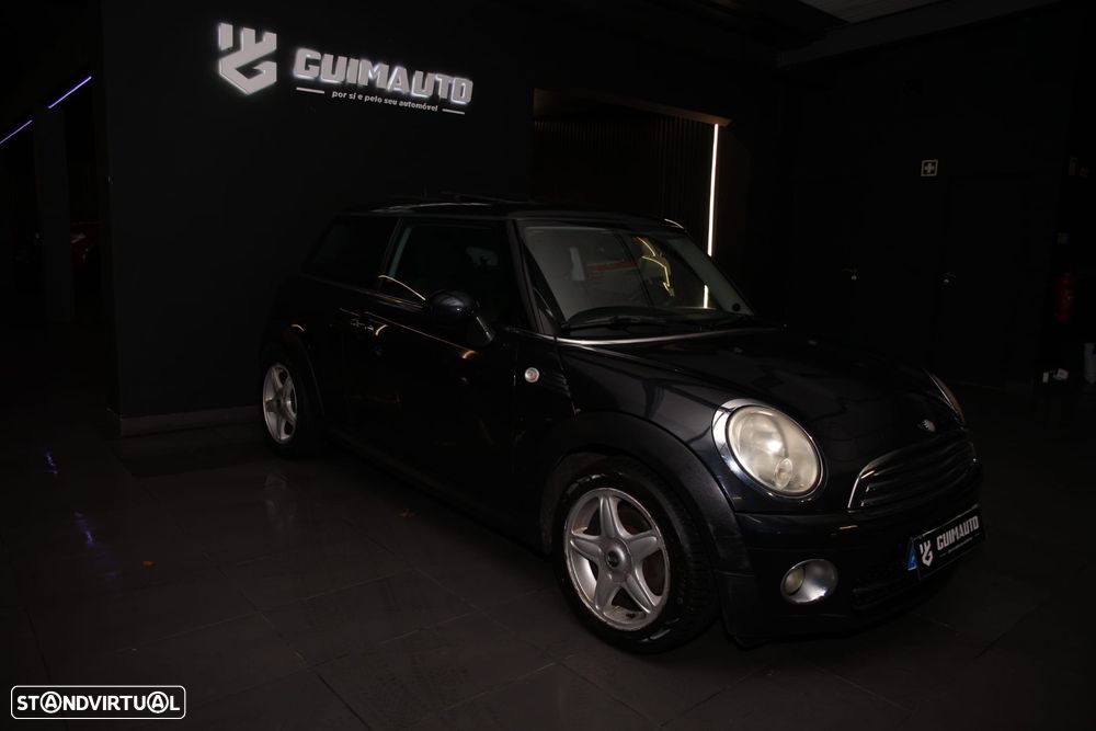 MINI 3 Portas Cooper D - 3