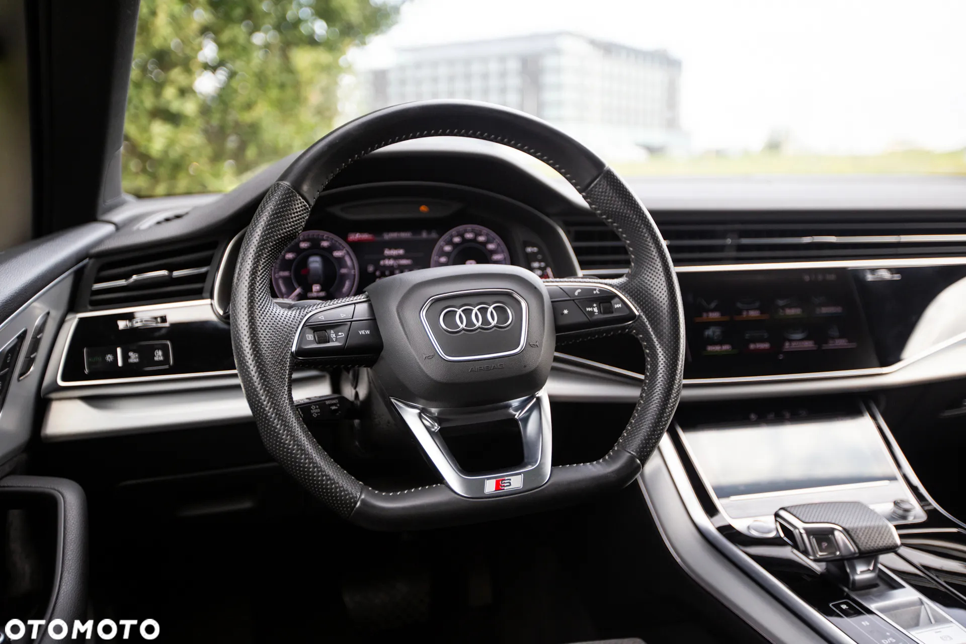 Audi Q7 55 TFSI e PHEV Quattro S Line Tiptr - 24