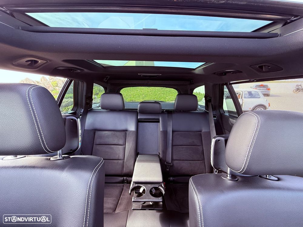 Mercedes-Benz E 300 Bluetec Hybrid Avantgarde - 37