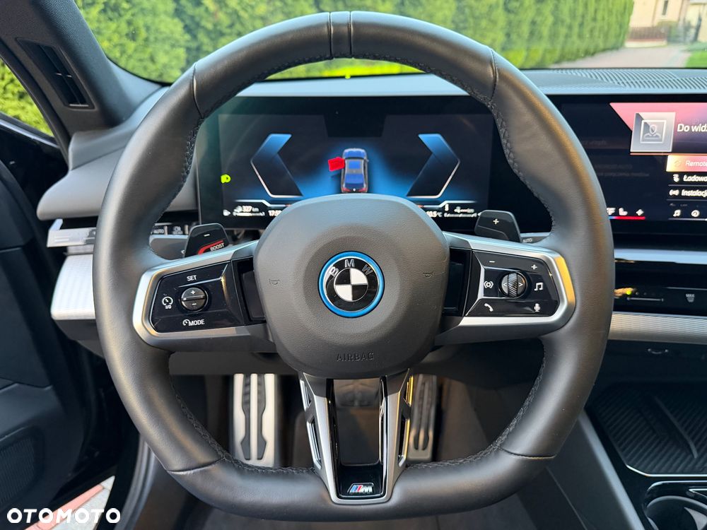 BMW Seria 5 530e M Sport sport - 33