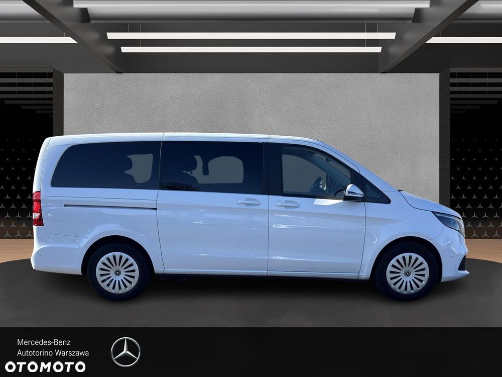 Mercedes-Benz Klasa V - 6